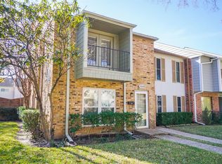 10300 Longmont Dr, Houston, TX 77042