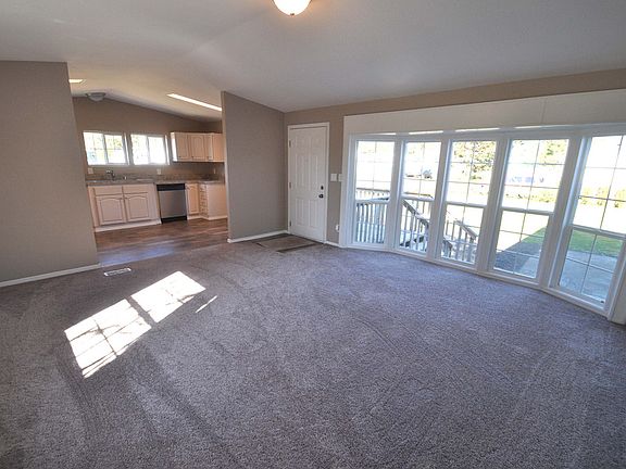 4th image of 813 Faleiro Ct NE