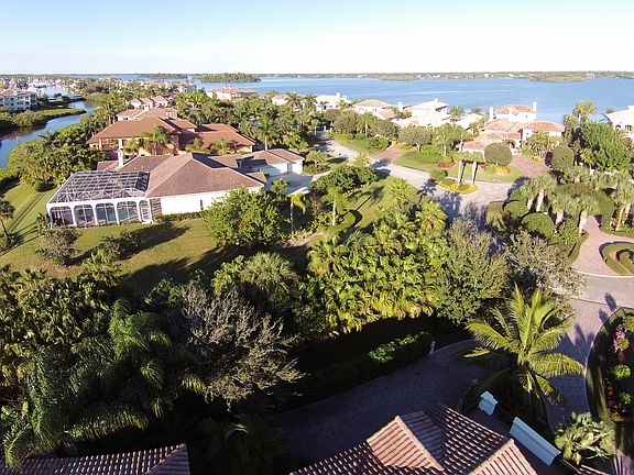 2nd image of 5175 Saint Andrews Island Dr