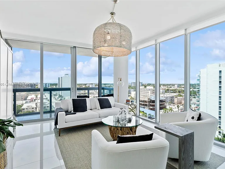 6899 Collins Ave — Photo 7