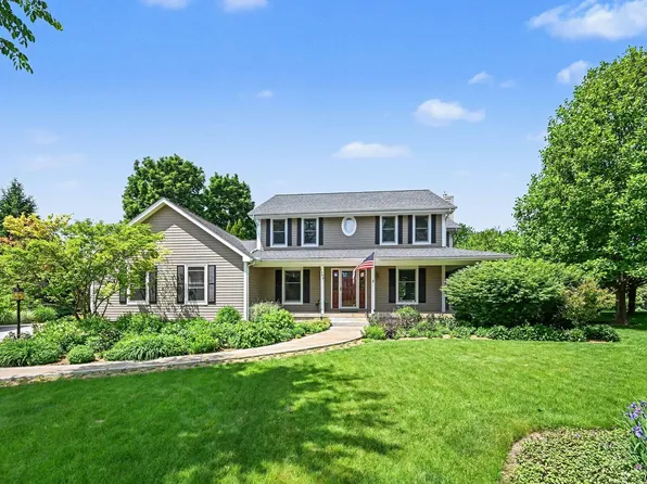 1964 Oakview Dr, Ann Arbor, MI 48108