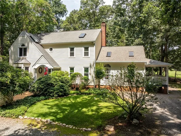 12383 Shop Creek Dr, Rockville, VA 23146