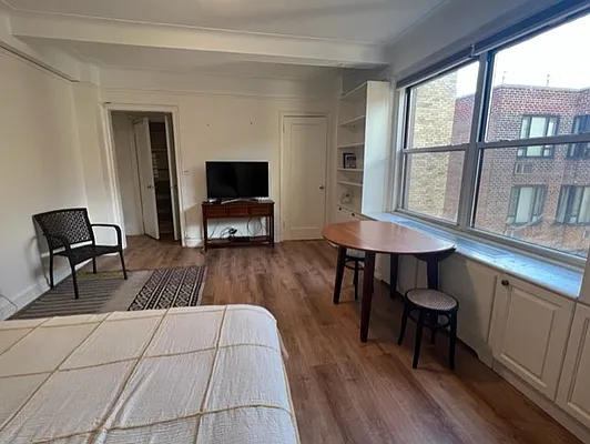 Rented by Corcoran | media 2