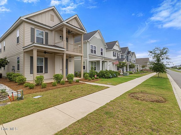 4th image of 824 Edgerton Drive #509