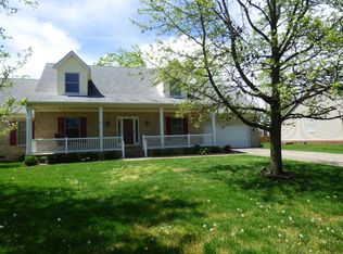 107 Shetland Ln, Versailles, KY 40383