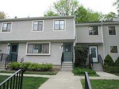3 Foxtail Ln, Hamburg, NJ, 07419