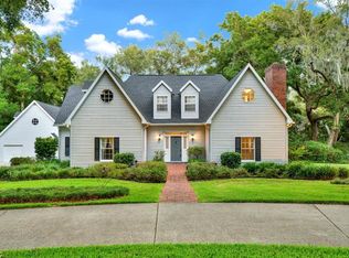 901 Oak Hollow Pl, Brandon, FL 33510