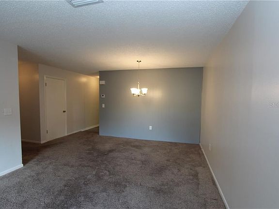 2nd image of 328 E Evergreen Ave #328