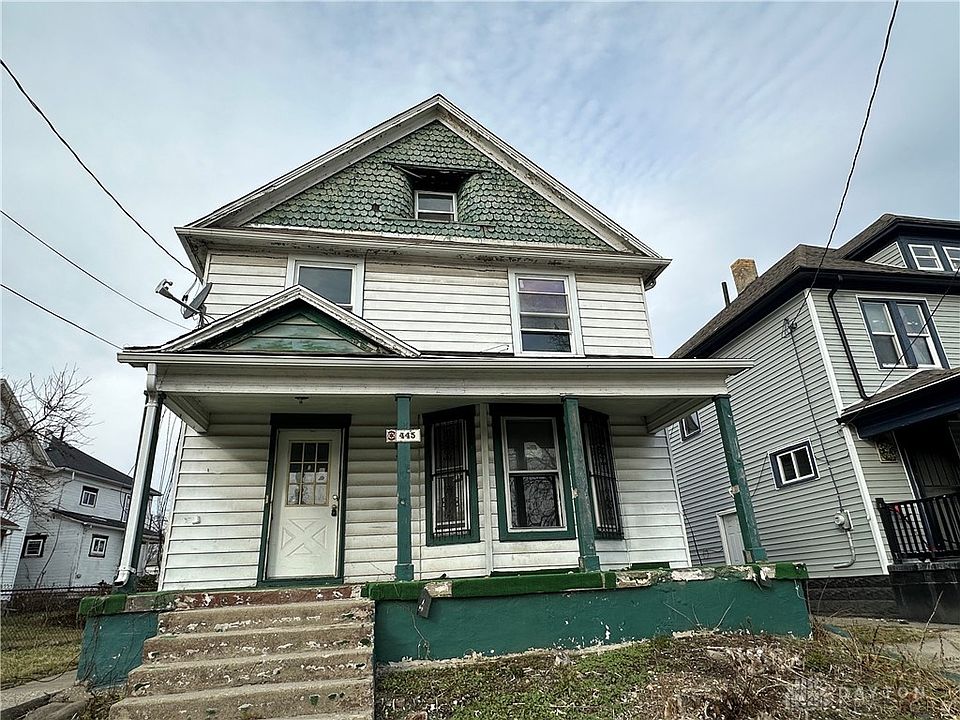 1st image of 445 Dakota St