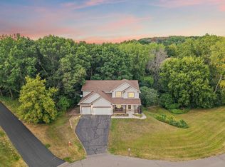 2554 Haller Ln E, Maplewood, MN 55119