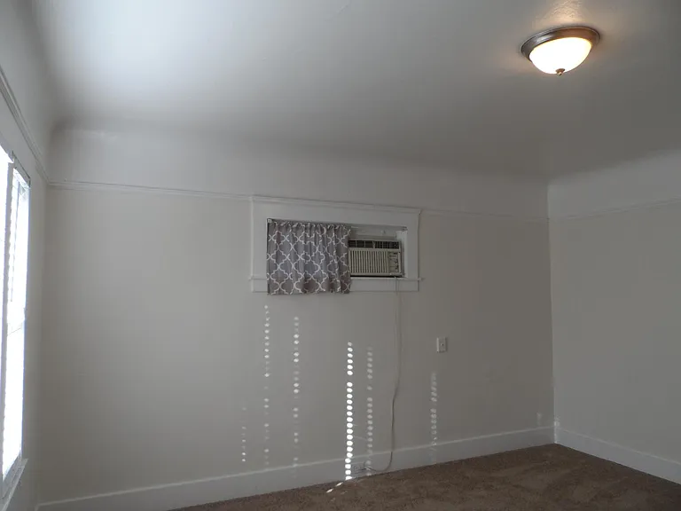415 18th St #1 — Photo 16