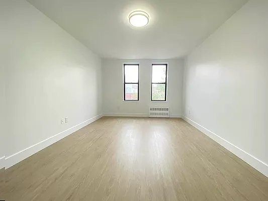 Rented by Oxford Property Group | media 14