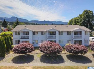 604 E 7th St, Pt Angeles, WA 98362