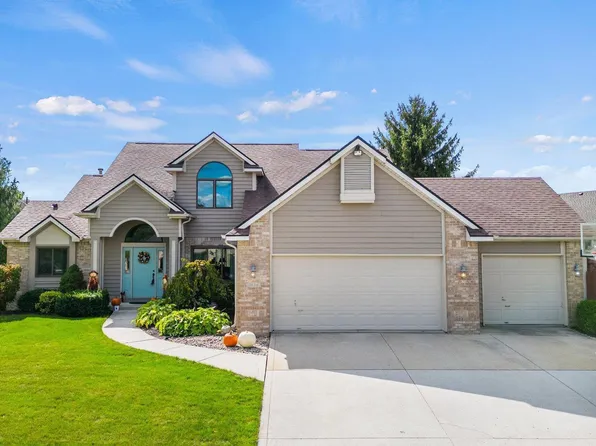 9636 Poplar Creek Pl, Leo, IN 46765