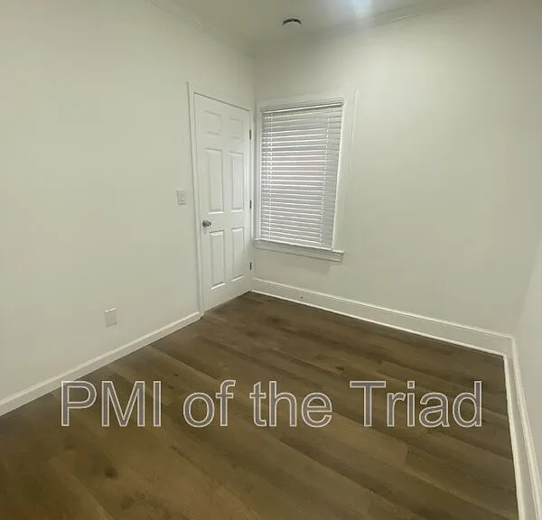 1318 Ridge Ave — Photo 10