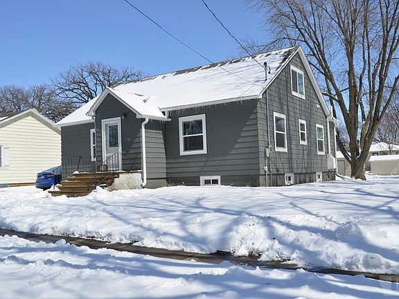 2nd image of 126 N 14th St