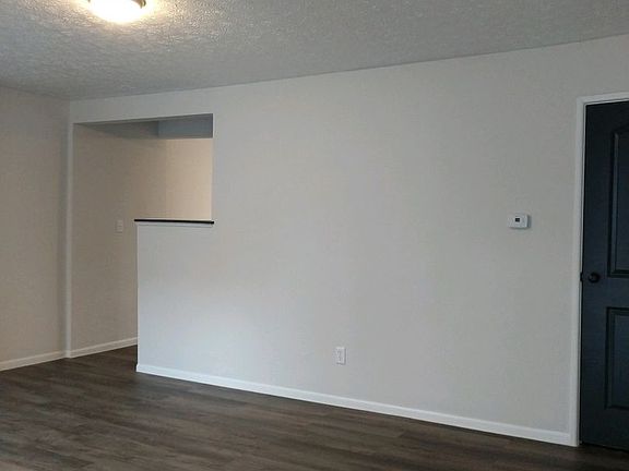 5th image of 381-395 Carpenter St #920