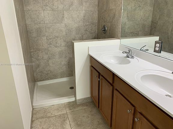 5th image of 230 NW 109th Ave APT 216