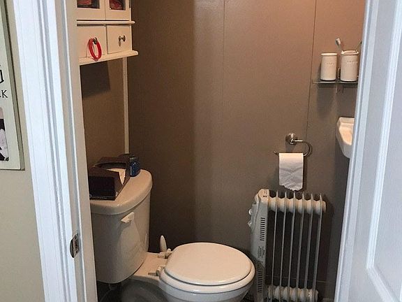 2nd image of 137 S 12th St #2