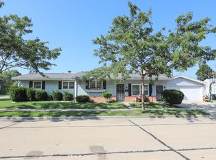 2516 Dombrowski Blvd, Racine, WI 53405