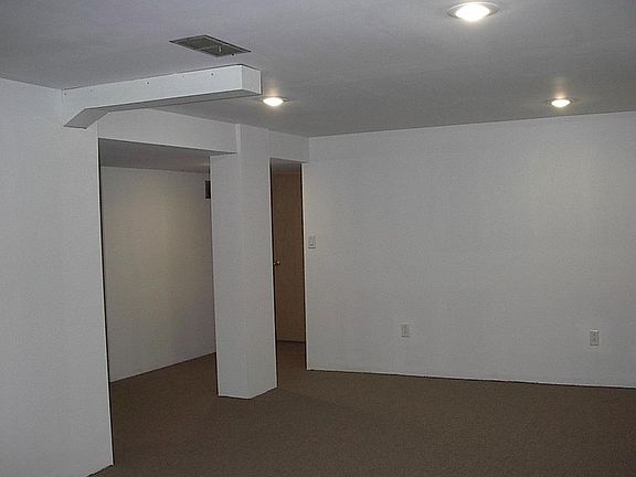 5th image of 615 15th Ave N
