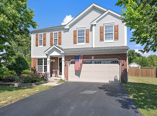 684 Suncrest Dr, Aurora, IL 60506