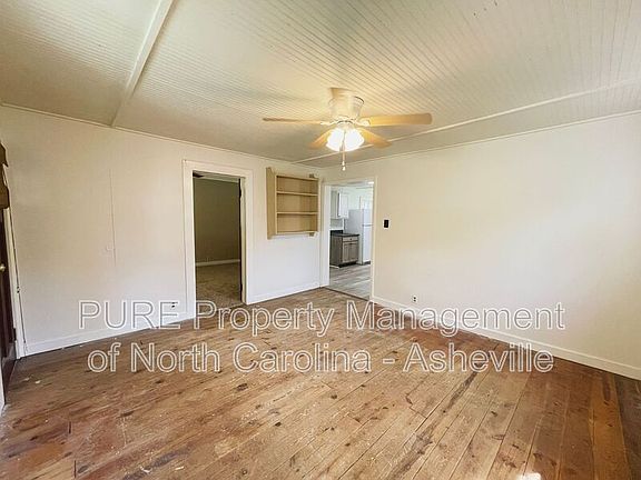 3rd image of 164 Spring St