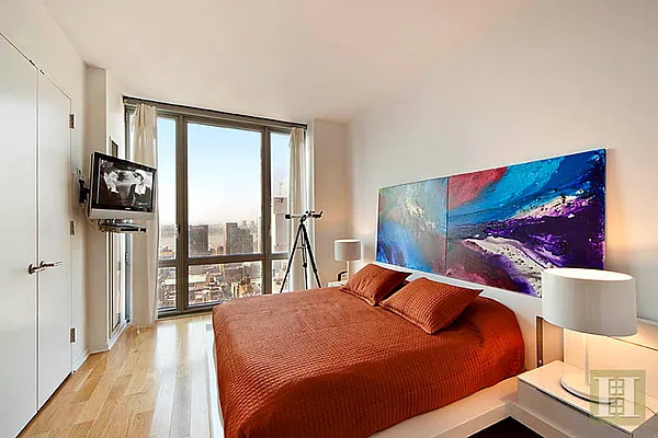 Sold by Halstead Real Estate | media 13