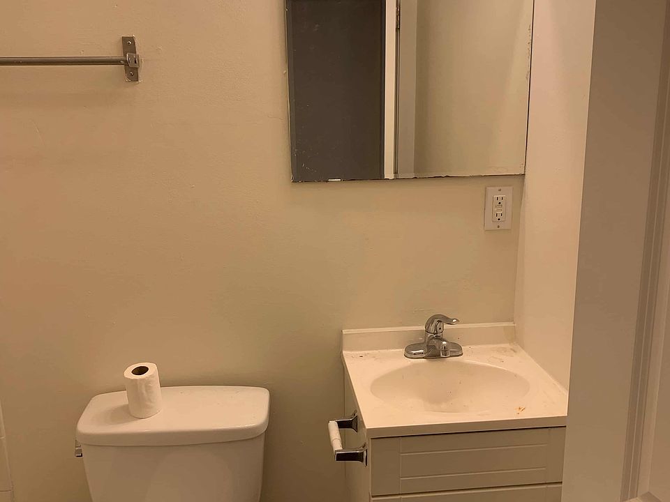 1st image of 2310 N Park Ave #1