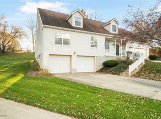 6387 Strawberry Fields Cir NE, Canton, OH 44721