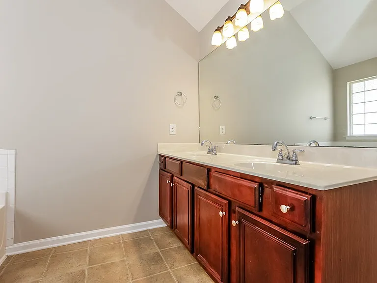 4235 Fourth Rail Ln — Photo 10