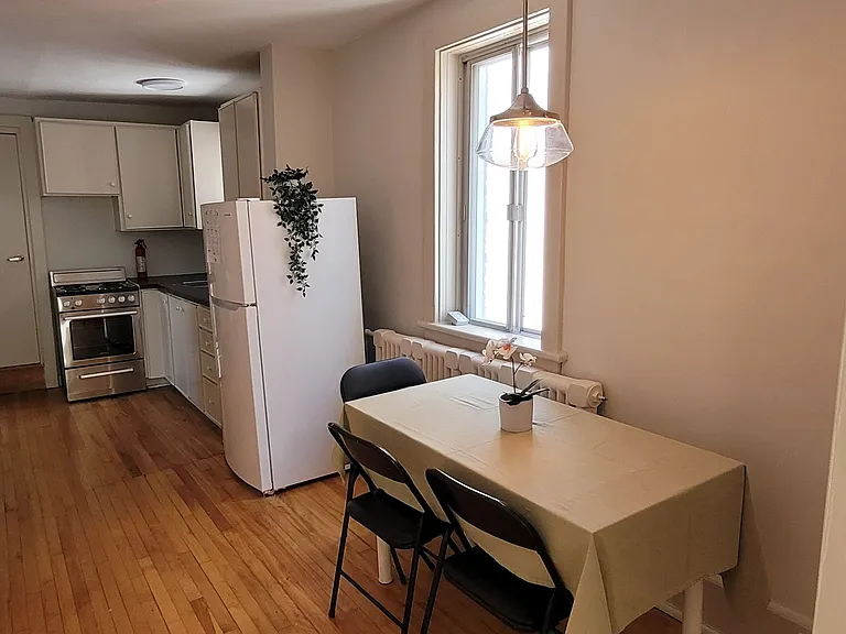 721 Cooper St #C — Photo 8