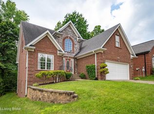 2108 Churchdown Ln, Louisville, KY 40214