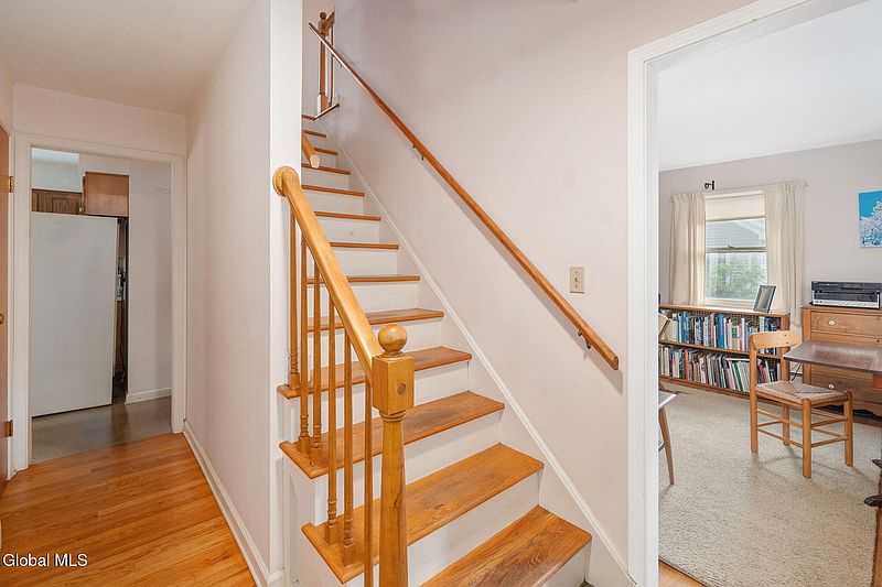 4th image of 29 Bennett Terrace