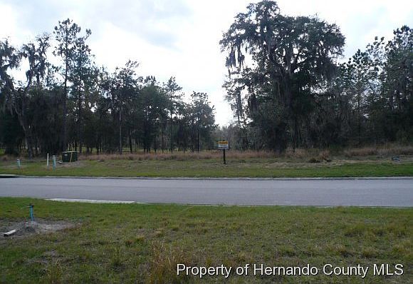1st image of 4523 N Hickory Oak Dr