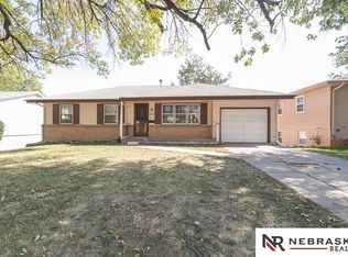 5117 S 90th St, Omaha, NE 68127
