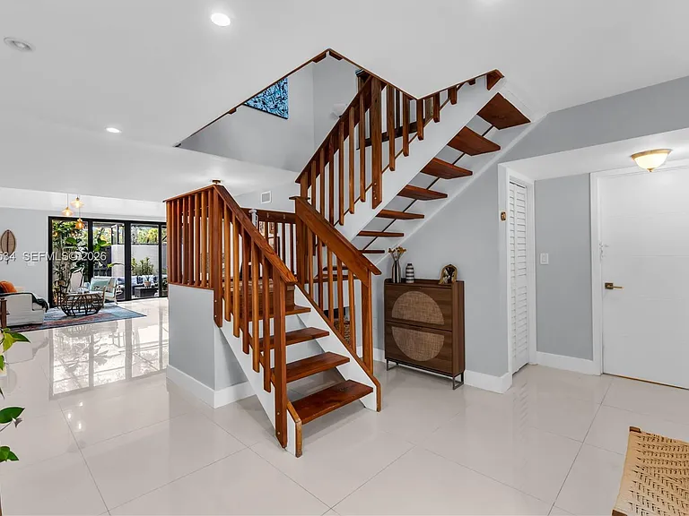 13340 SW 88th Ter #D — Photo 4