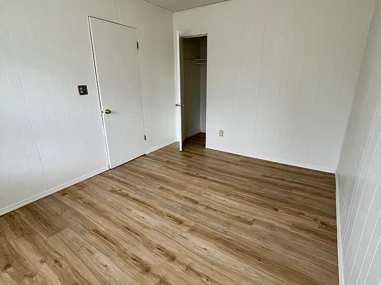 1125 Shipping St NE — Photo 9