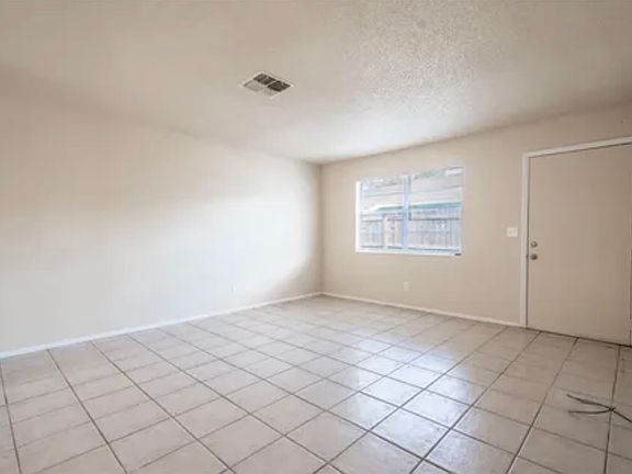3rd image of 3743 Floral Ave APT A