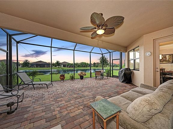 3rd image of 13181 Famiglia Dr