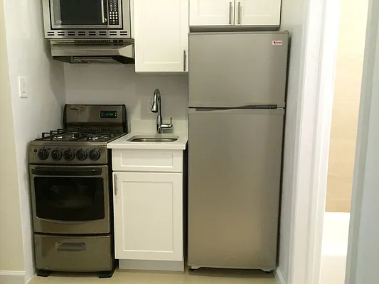 Rented by Sky Management | media 26