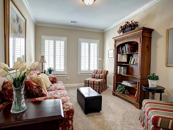 5th image of 603 Abbey Dr