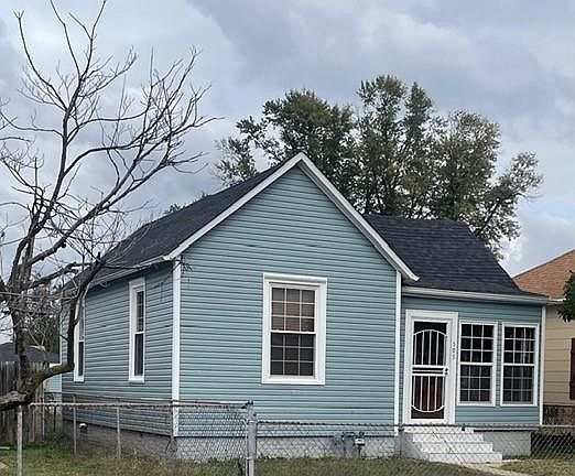 2nd image of 505 Virginia St