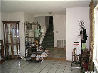 4th image of 825 Regatta Dr