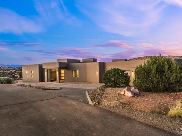 230 Cornflower Ct, Placitas, NM 87043