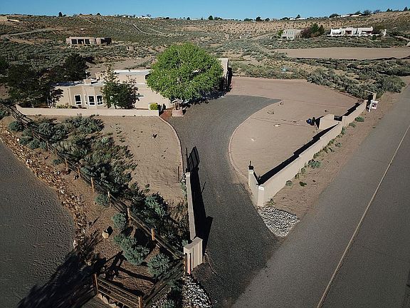 2nd image of 183 Camino Rayo Del Sol