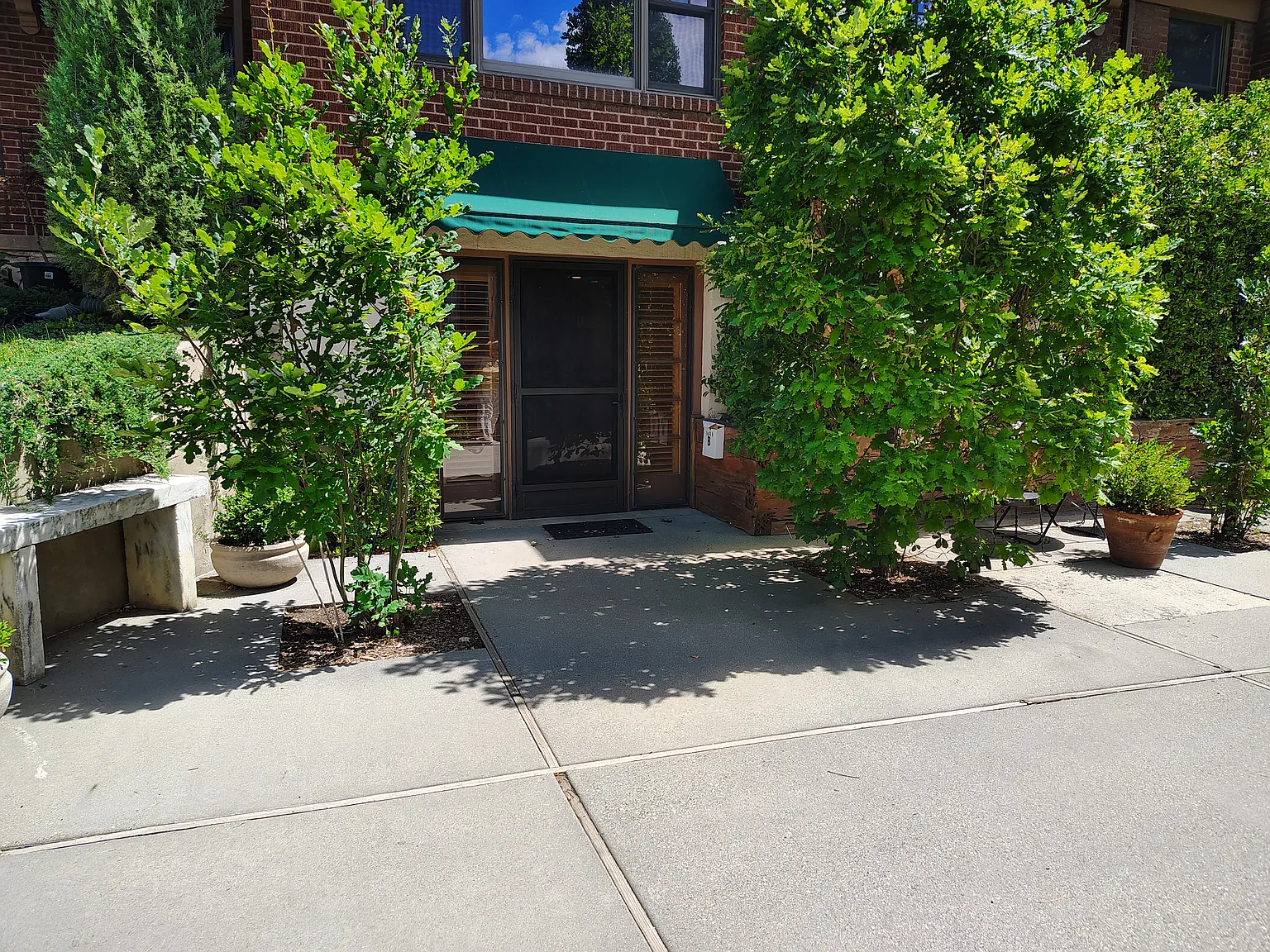 1 bed, 1500 sqft, $1,850 — Photo 1