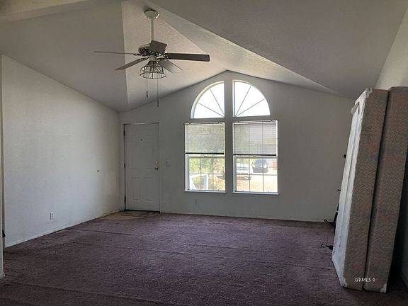 3rd image of 1625 N Harvey Ave