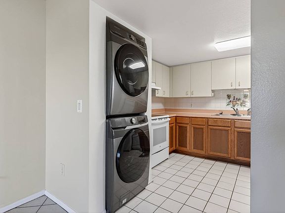 5th image of 8132 Fairways Cir #R103