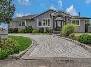 30 Tarpon Rd, East Quogue, NY 11942